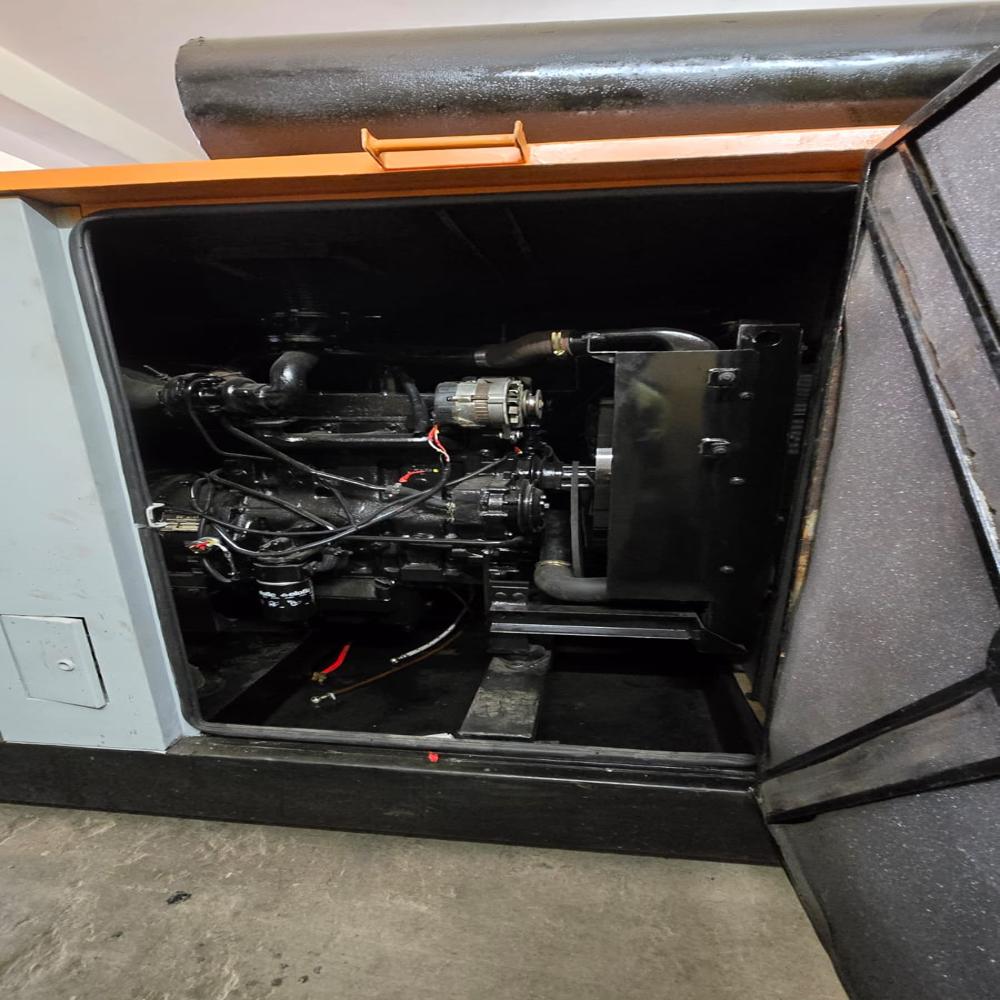 Mahindra 62.5kva Dg Set - Features: Durable