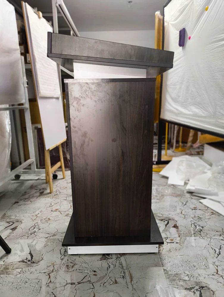 Display wooden Podium