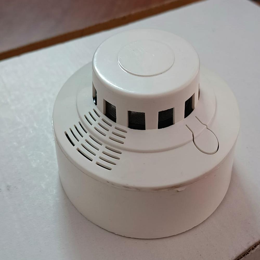 Wireless Battery Operated Smoke Detector