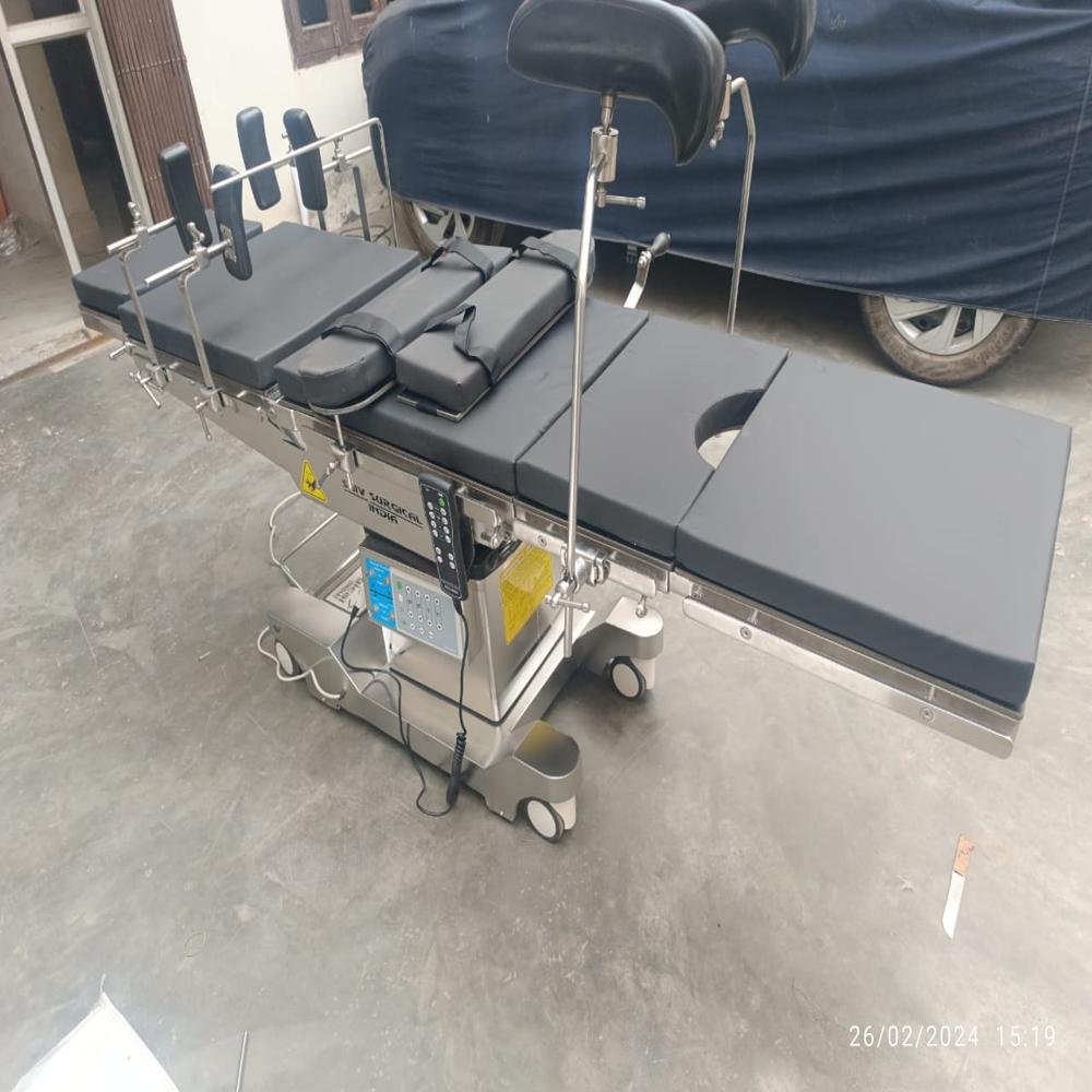 Electric Ot Table - Color: Black