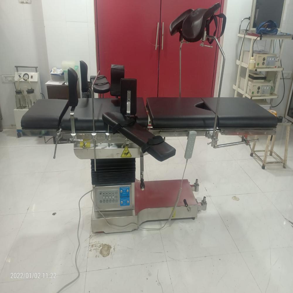 Electric Ot Table - Color: Black