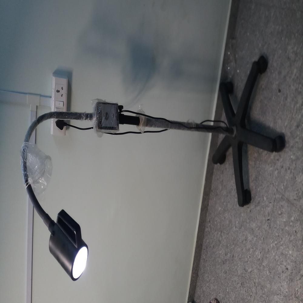 Examination Spot Light - Application: Normal Teeching