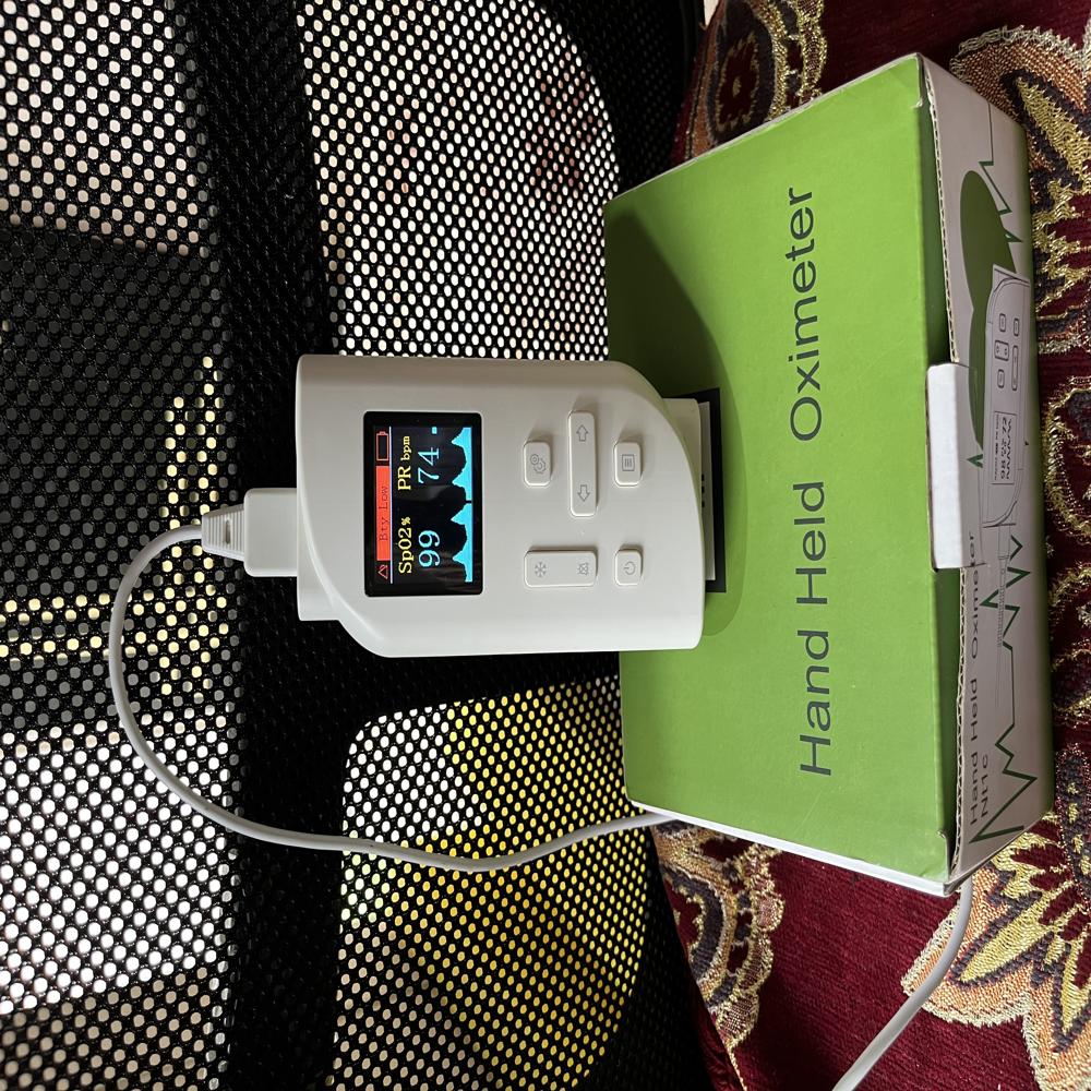Handheld Pulse Oximeter - Accuracy: +- 1 Bpm Or 2%  %