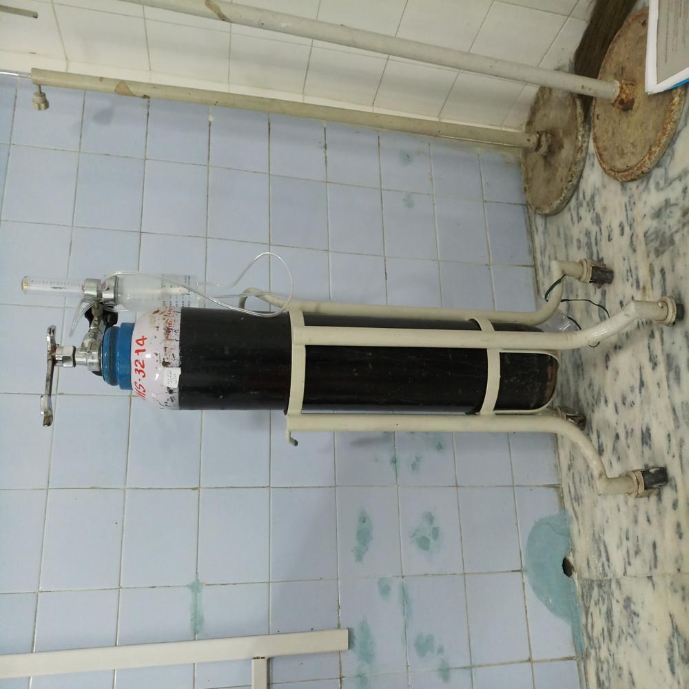 F.A.Valve With Humidifier Bottle