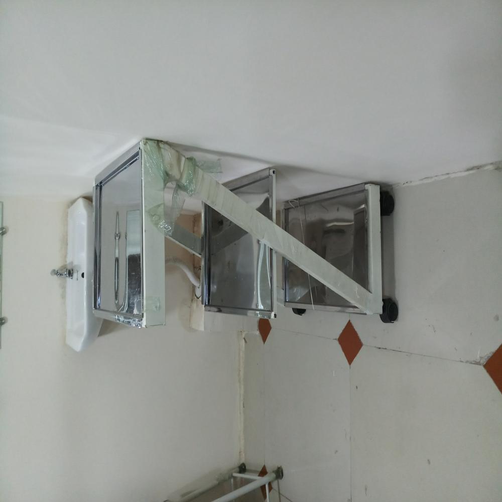 2 Shelves Instrument Trolley - Color: Silver