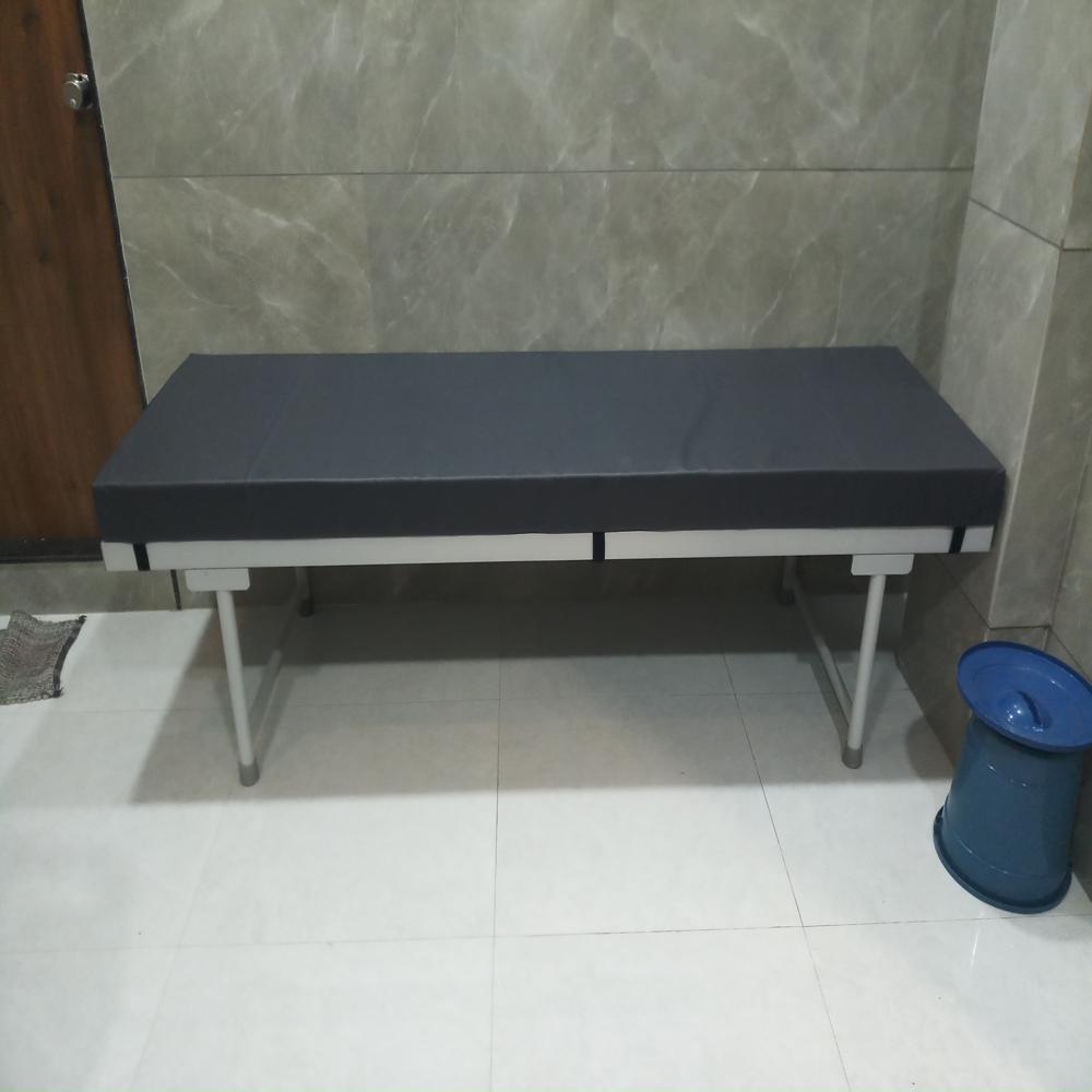 Hospital Attendant Bed