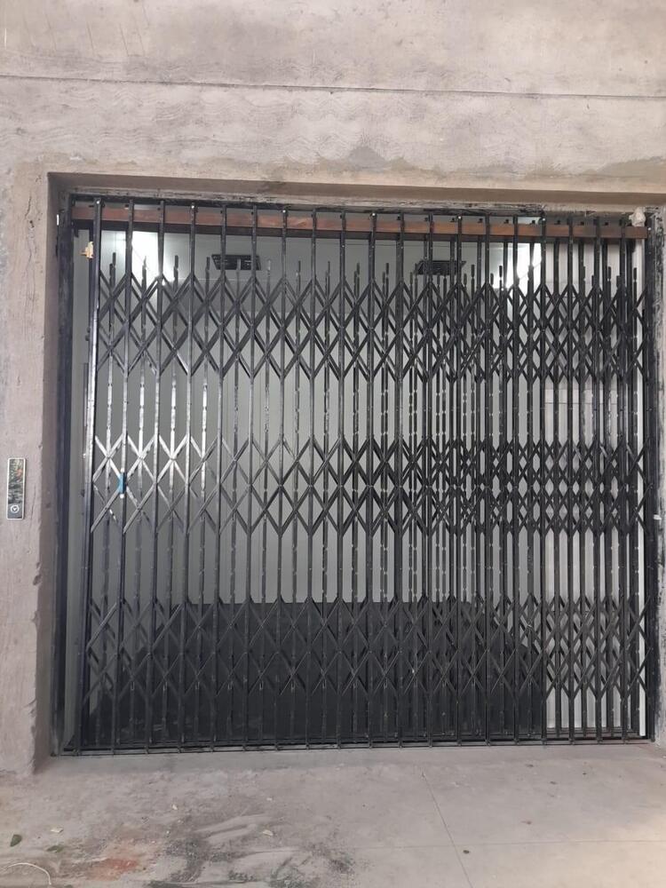 Commerical Goods Lift