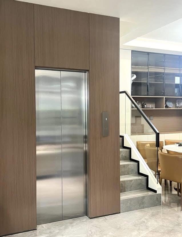 Luxury Home Lift