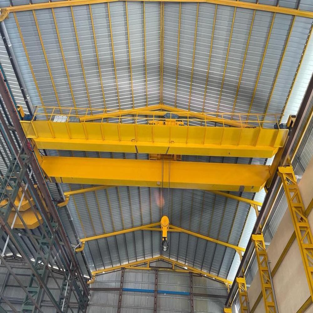 Double Girder Eot Crane - 5 To 200+ Tonne Load Capacity, Electric Hoist, Manual Operation | Robust Parallel Girders, Customizable Span, Emergency Stop Feature