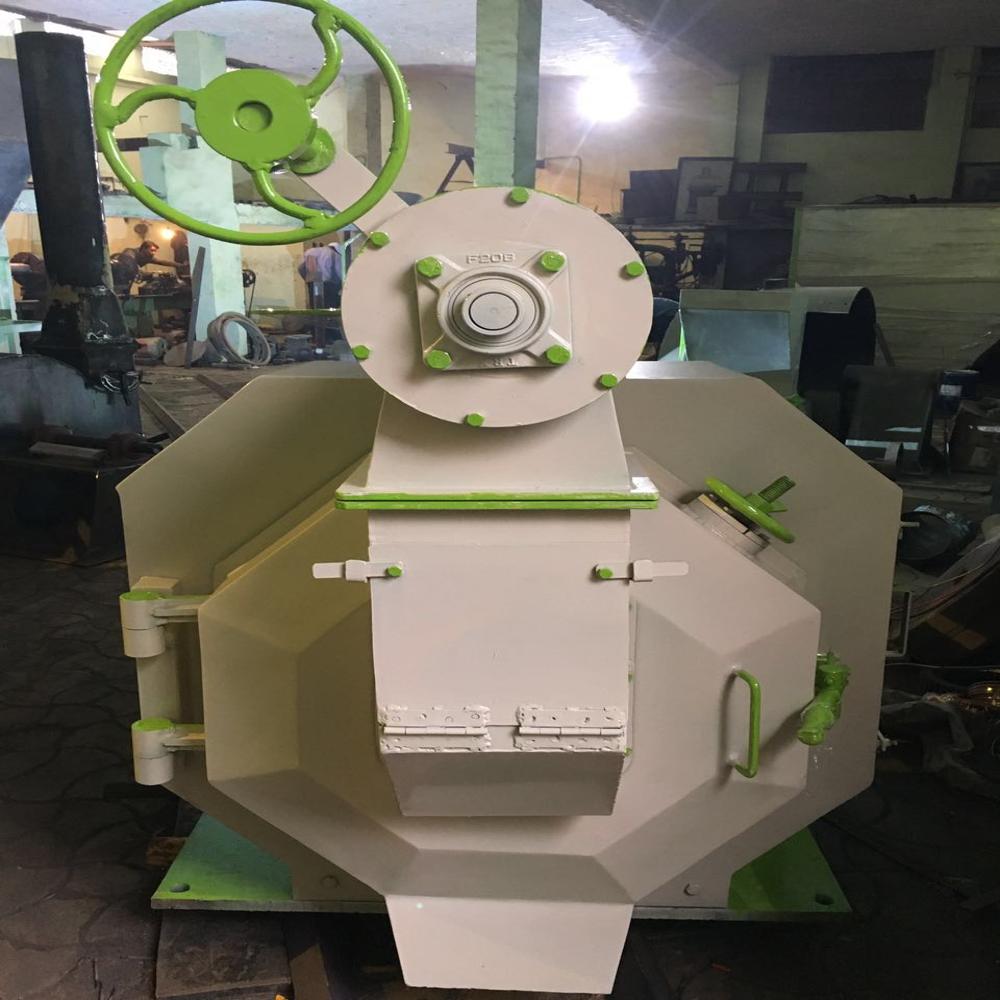 Animal Feed Pellet Machine - Mild Steel, 800x470x920 Mm | Automatic Operation, Power Efficient, Rust Resistant, Easy To Operate, 20-35 Kg/hr Capacity