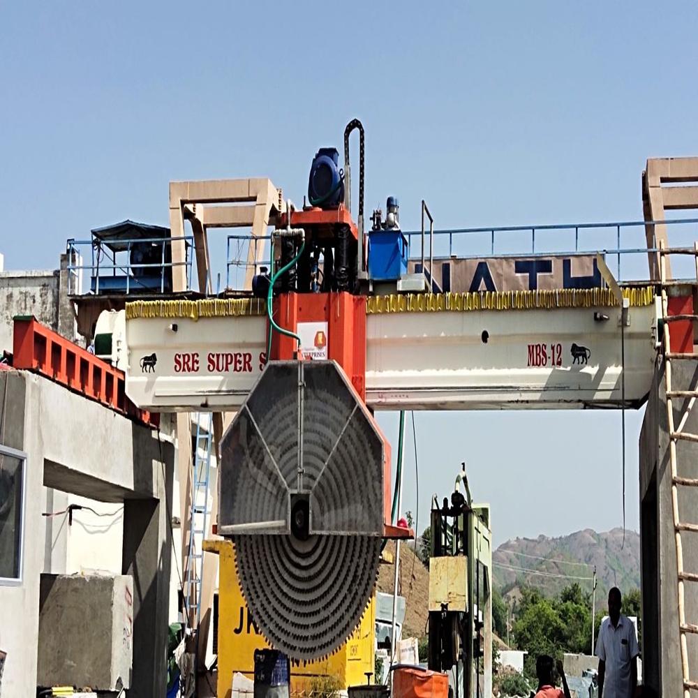Multi Blade Block Cutter - Steel Construction, Electric Drive Type | Automatic Operation For Industrial Use
