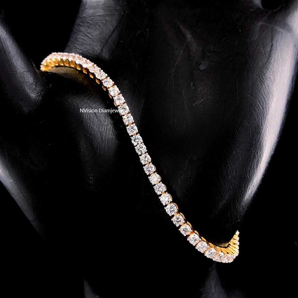  18KT Gold Natural Diamond Tennis Bracelet