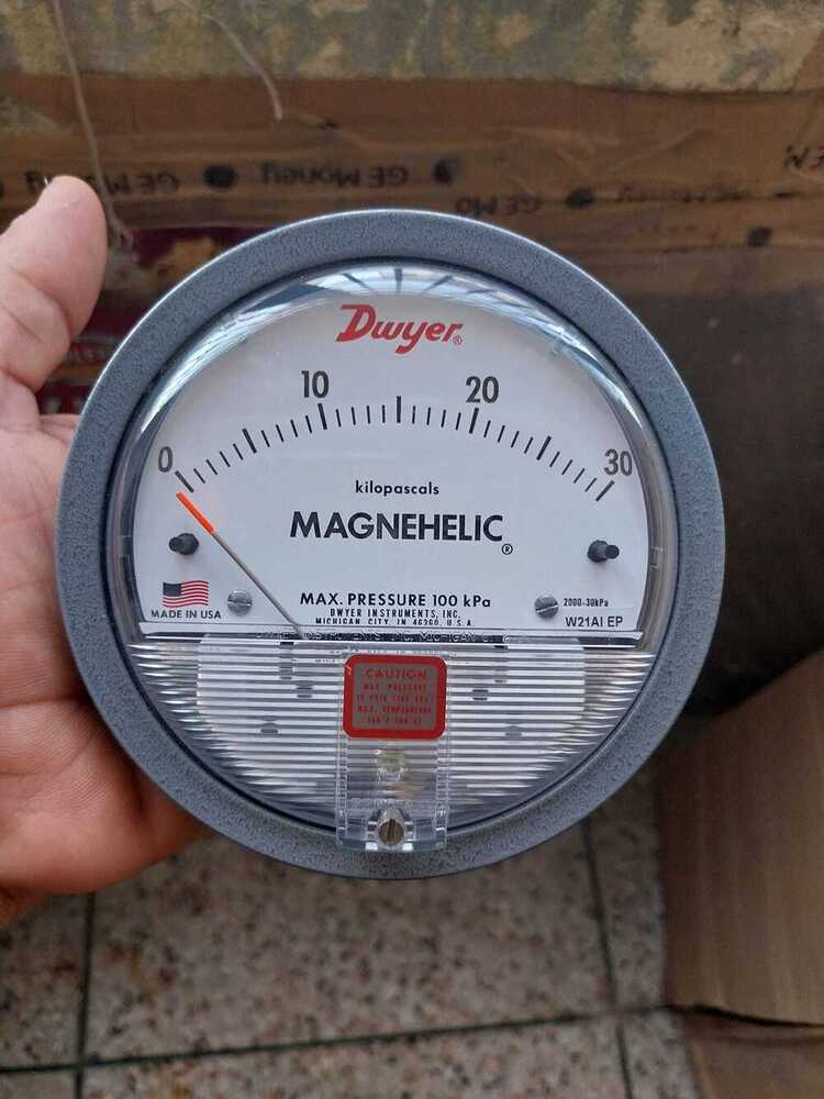 Dwyer Magnehelic Gauge In Oragadam Industrial Area Chennai Tamil Nadu