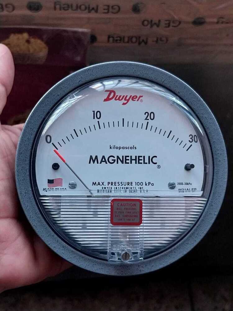Dwyer Magnehelic Gauge In Oragadam Industrial Area Chennai Tamil Nadu