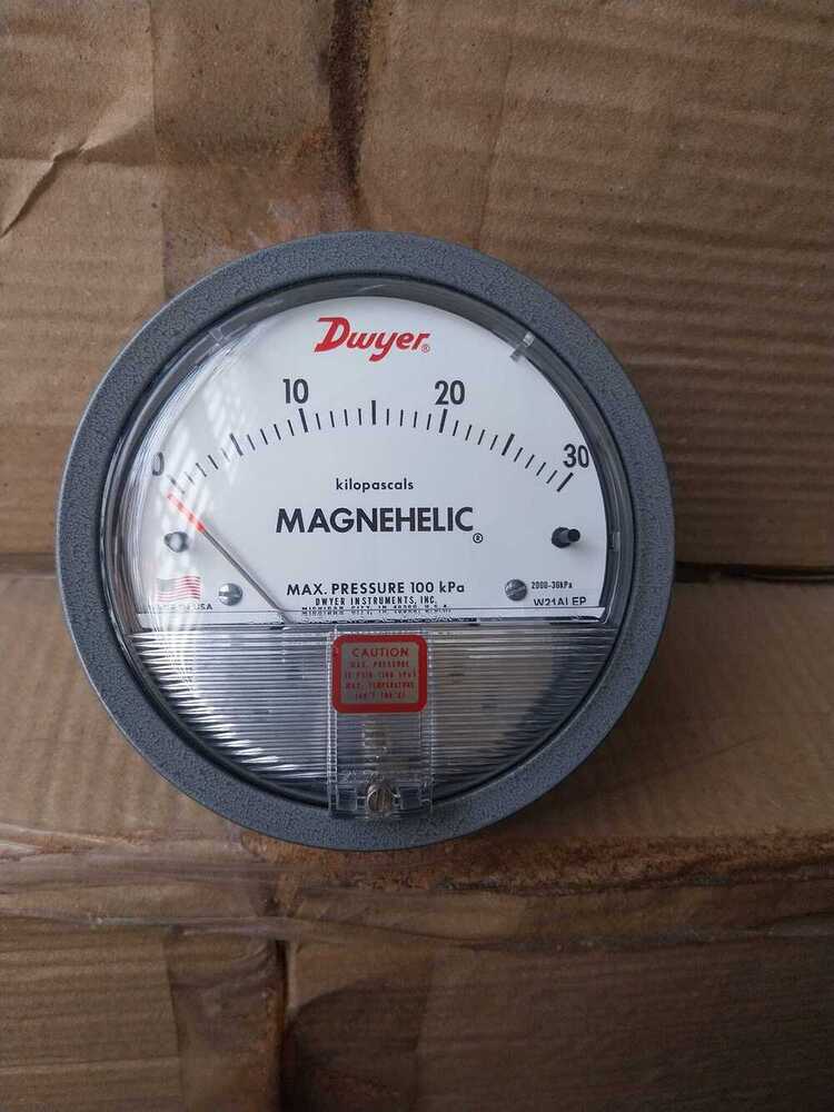 Magnehelic Differential Pressure Gauge in Dadar Gujarat