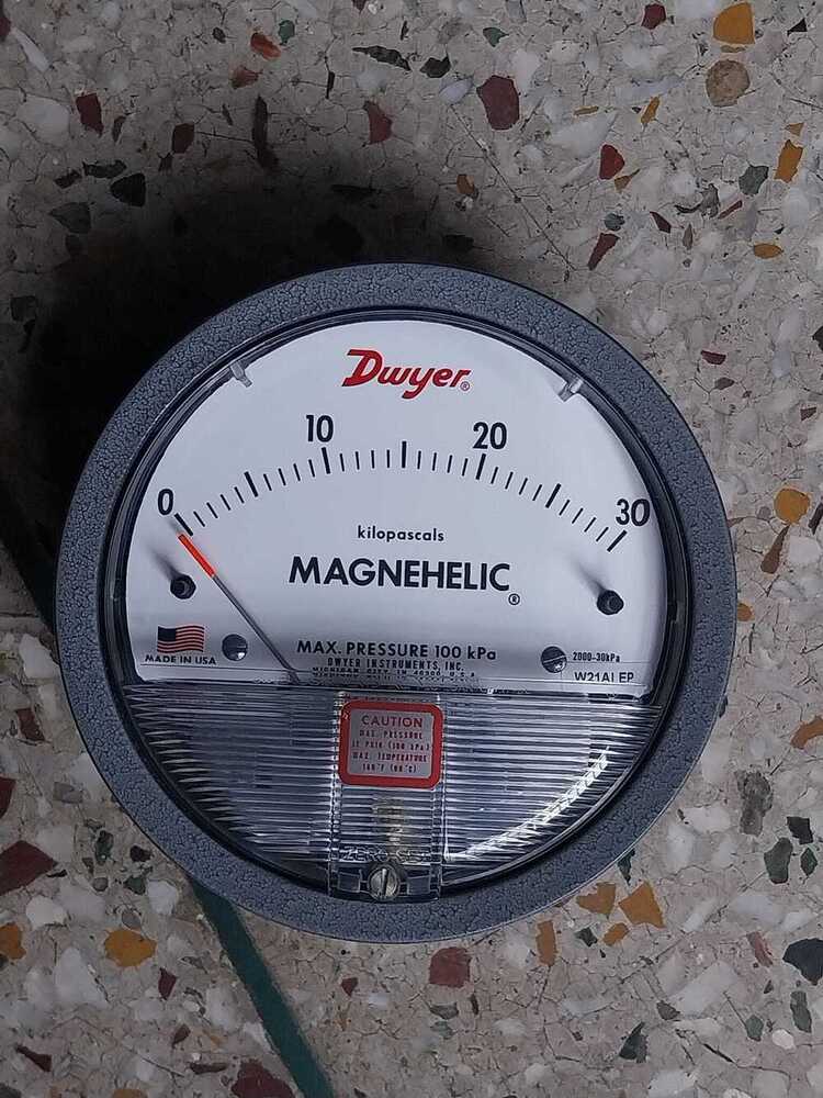 Magnehelic Differential Pressure Gauge in Dadar Gujarat