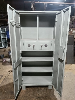 Double locker almirah