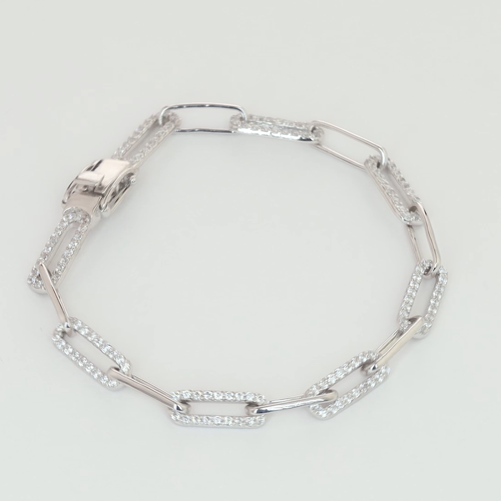 Luxe Linear Link Bracelet / Sparkling Oval Link Chain - Diamond Carat Weight: 18 Carat