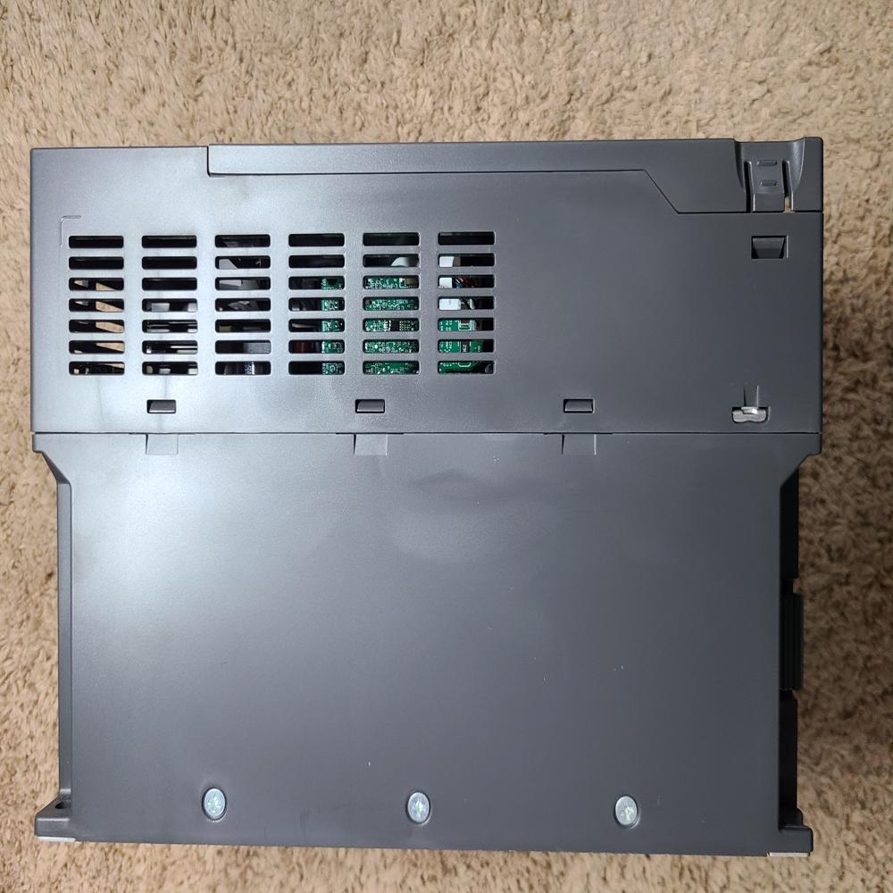 VFD25AMS43ANSAA Delta 3-Phase AC Drive, 11 kW / 15 HP