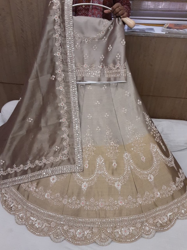 Banarsi Tissue Lehenga - Bust Size: Up To 44 Inches (Blouse Unstitched) Inch (In)