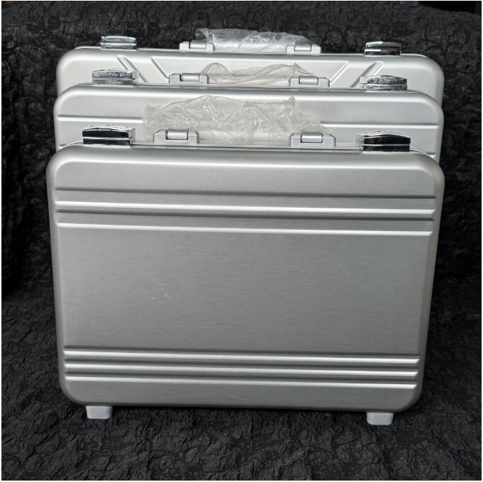 Premium Aluminum Magnesium Alloy Business Briefcase Portable Handheld Cash Box