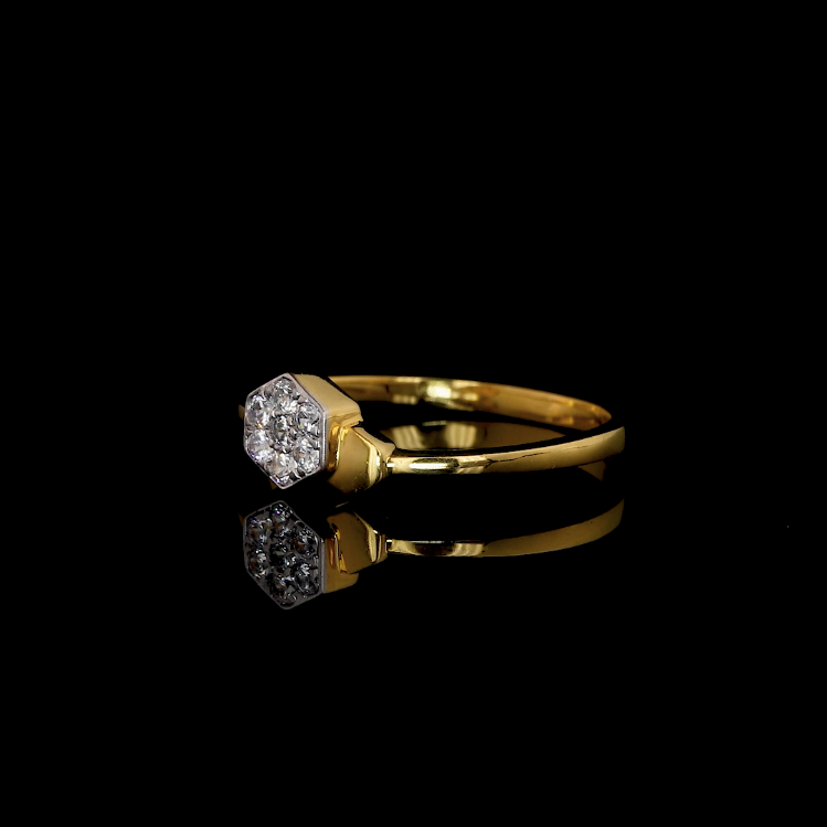 Hexagon Cluster Diamond Ring in Yellow Gold