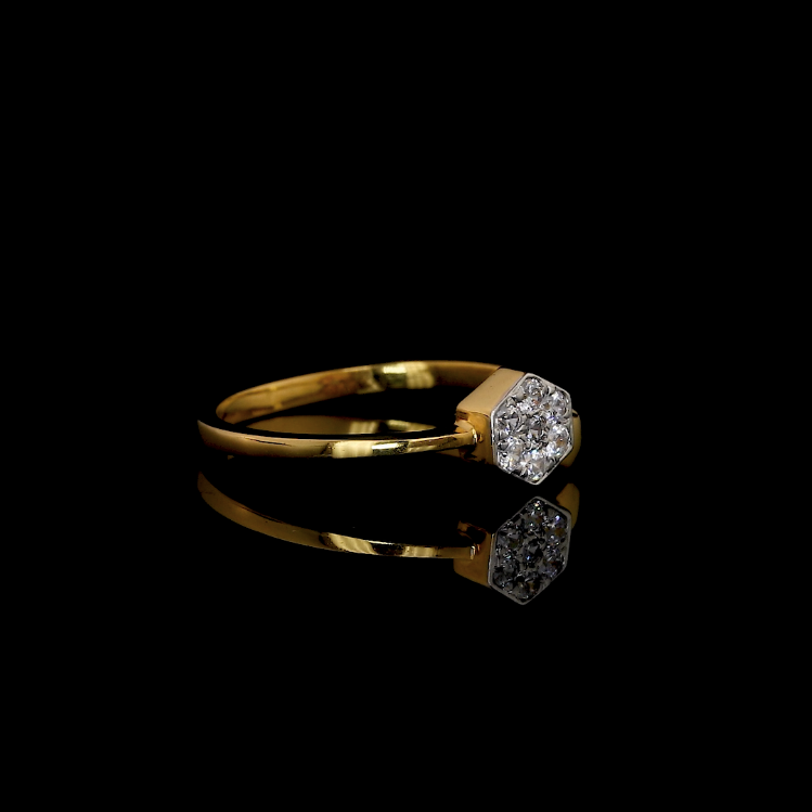 Hexagon Cluster Diamond Ring in Yellow Gold
