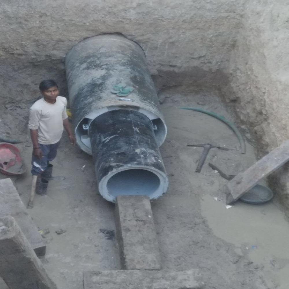 पाइप केसिंग स्पेसर