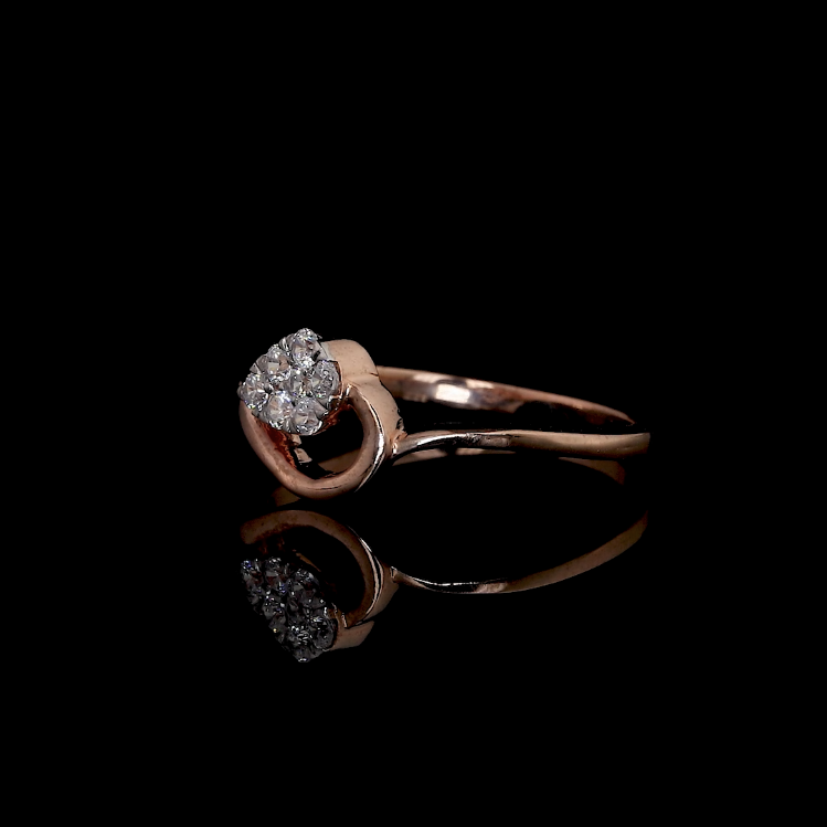 Pear Shape Cluster Diamond Ring with Twist Design in Rose Gold