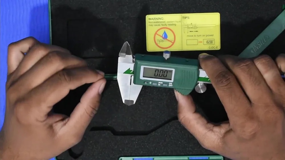 Insize Digital Vernier Caliper, 1112-200, VC-15