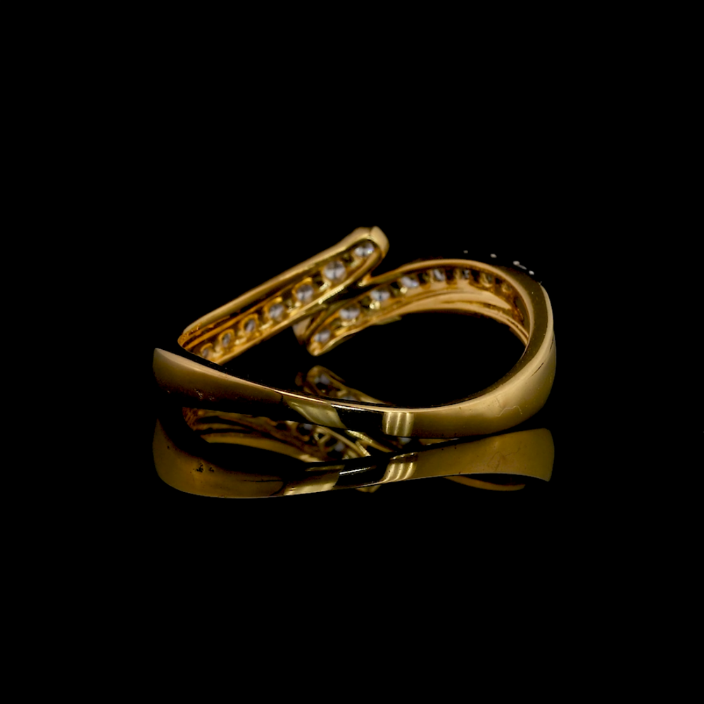 Serpentine Diamond Bypass Ring - Diamond Carat Weight: 18 Carat