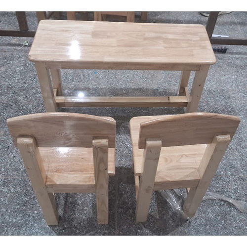 Rubber Wood Table With Chairs