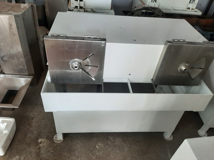 Mariya Coconut Peeling Machine Double Head