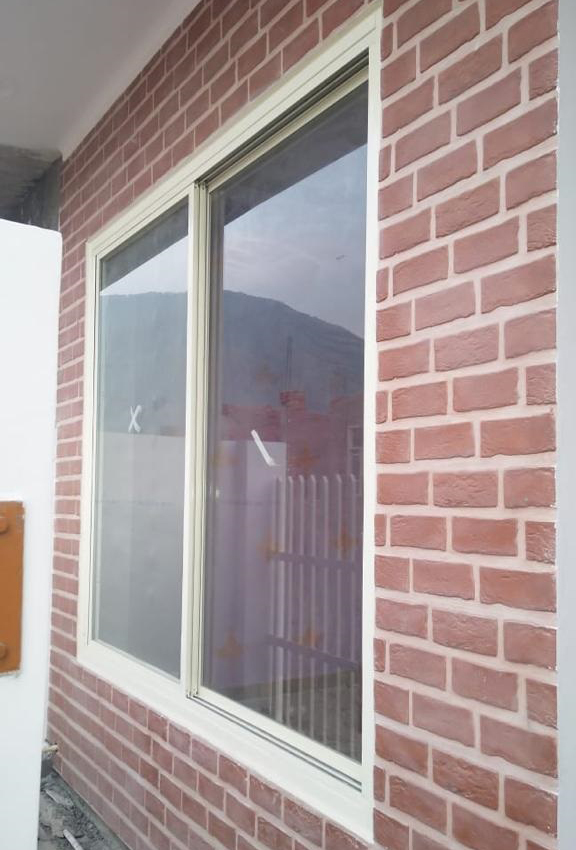 White Domal Jindal Aluminum Sliding Window