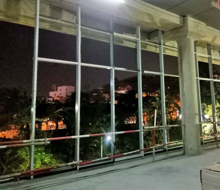 FrameView Aluminium Partition With Dooor