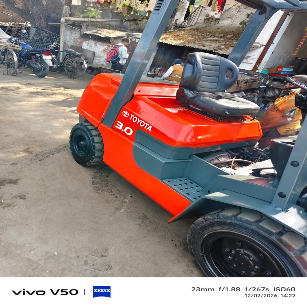 Diesel Forklifts Rental Service