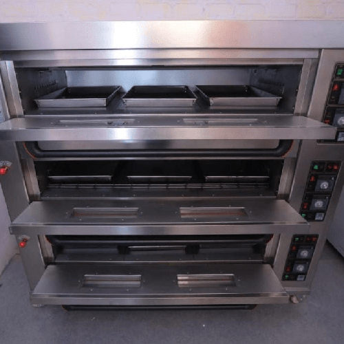 Triple Deck 9 tray oven