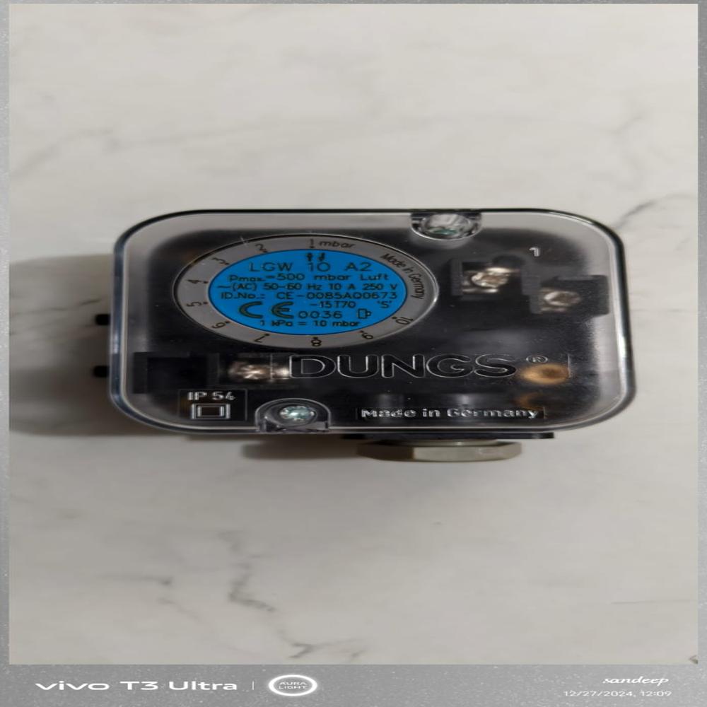 Differential Pressure Switch - Black, Standard Size | Ip65 Protection Class, Pressure Range 0-10 Bar, 1 Year Warranty
