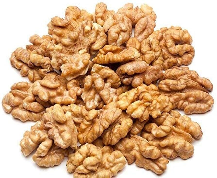 California Raw Walnuts - Broken (%): < 2%