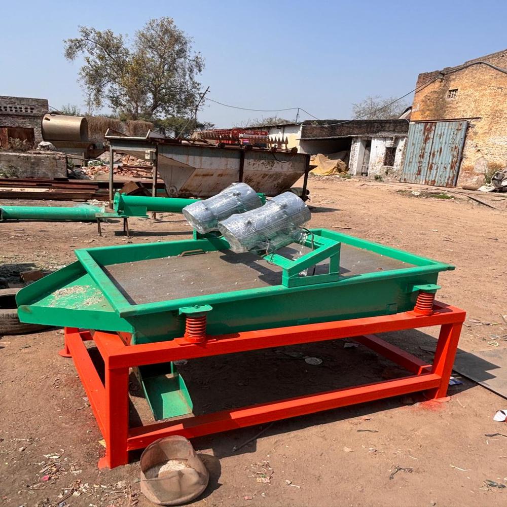 Vibrating Screen Machine