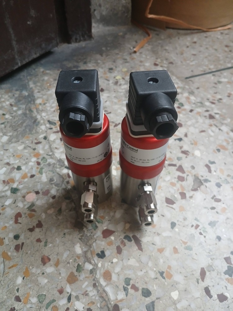 EXPLOSION PROOF PRESSURE TRANSMITTER 692