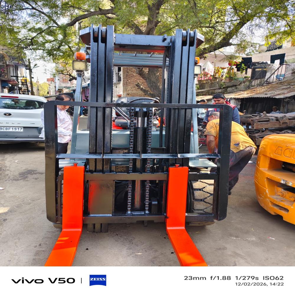 Diesel Forklifts Rental Services
