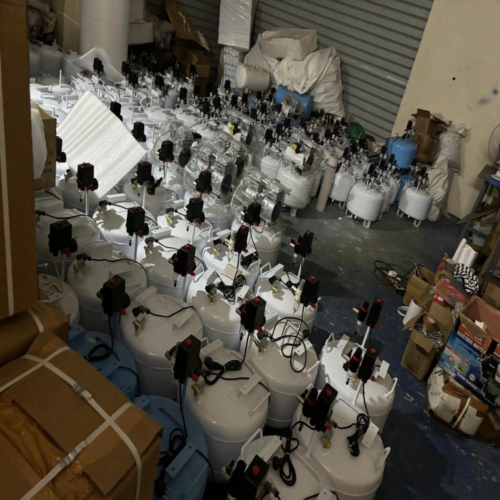 DENTAL AIR COMPRESSOR