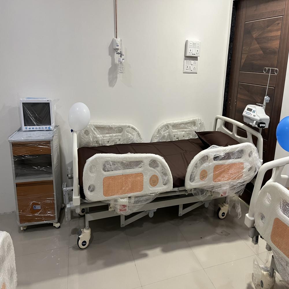 Icu Bed - Color: White