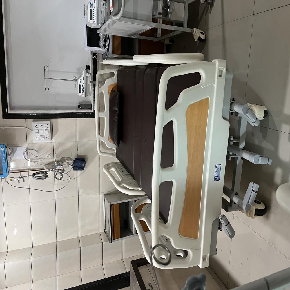 Icu Bed - Color: White