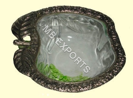 Black And Green White Metal Bowl Apple Design