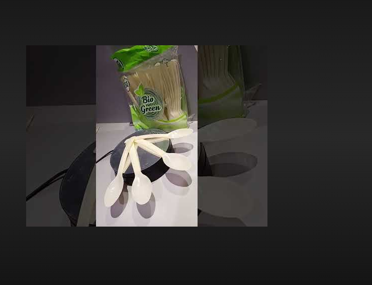Plastic Spoon Bio Green - Biodegradable Material, 6.5 Inches Long, Eco-friendly Design | Sustainable, Compostable, Ideal For Events And Takeaways
