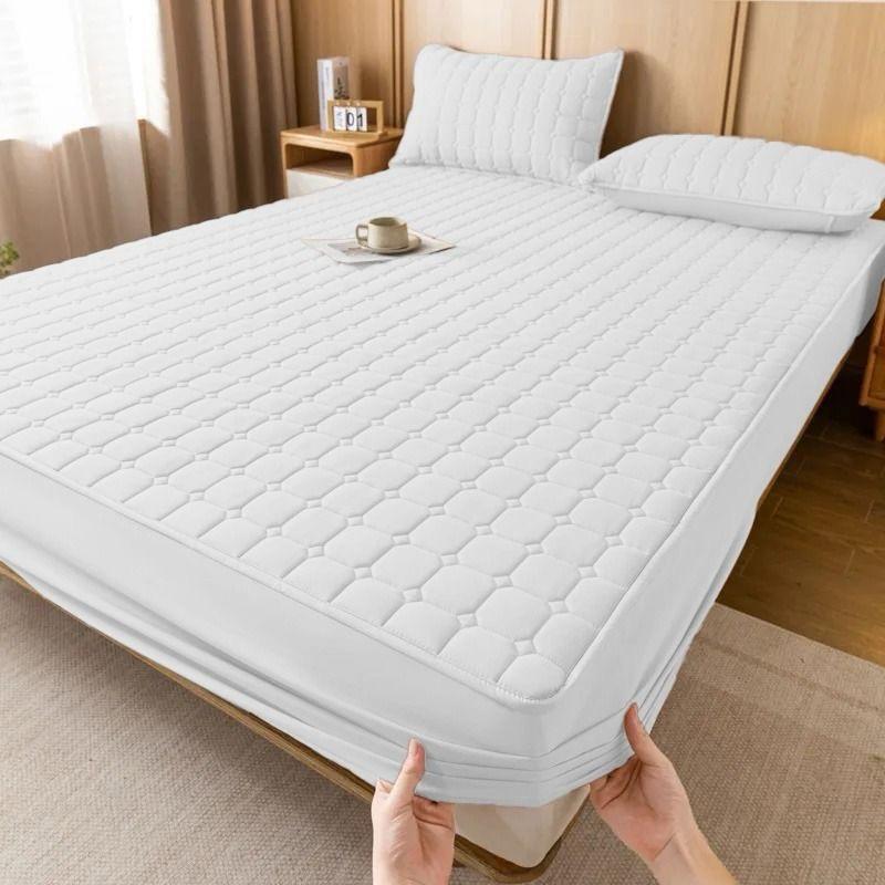 White Waterproof Mattress Pad