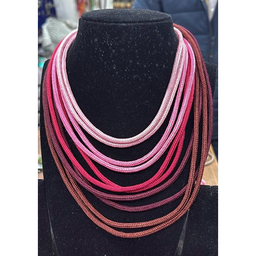 SH 15 Rafia Necklace