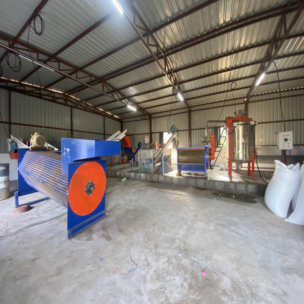 Waste plastic recycling plant